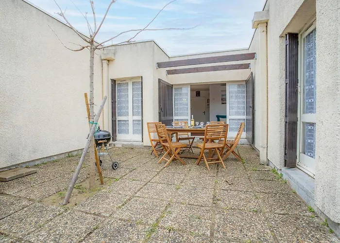 度假居 Grau Village-1 By Interhome